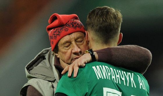 Алексей Миранчук и тренер Юрий Семин Алексей Миранчук и тренер Юрий Семин