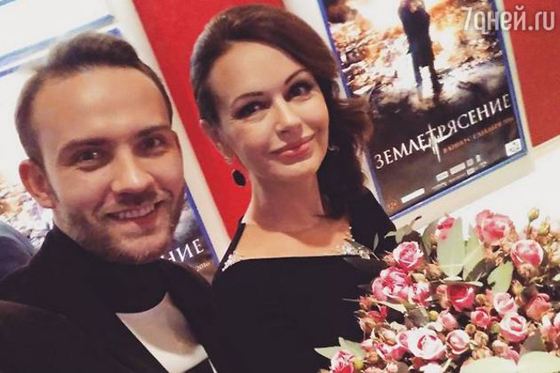Ирина Безрукова со своим пиар менеджером