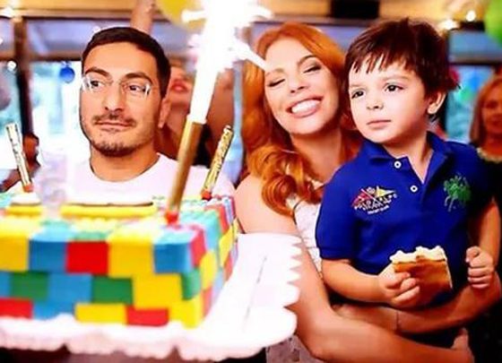Анастасия Стоцкая с мужем и сыном