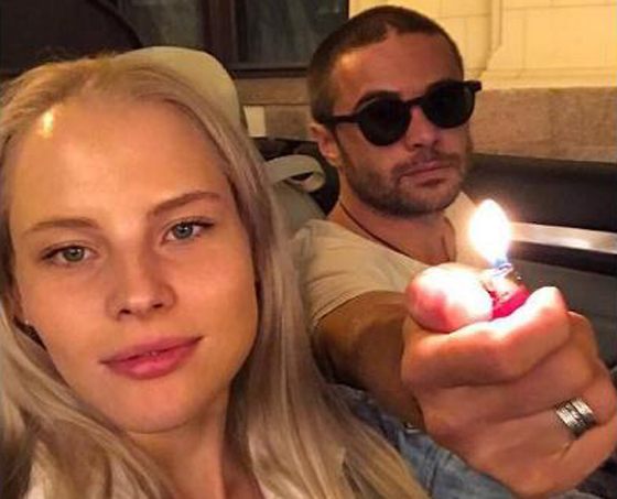 На пальце у артиста поклонники заметили кольцо