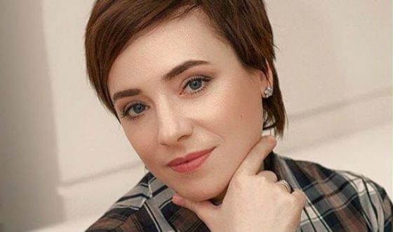 Тутта Ларсен похоронила бабушку Тутта Ларсен похоронила бабушку