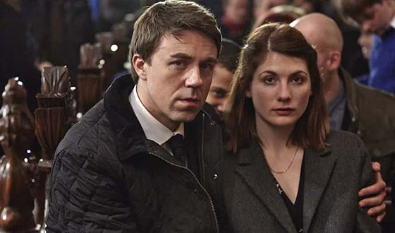 Джоди Уиттакер в сериале «Бродчёрч» Джоди Уиттакер в сериале «Бродчёрч»