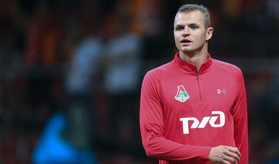 Дмитрий Тарасов не хочет выплачивать на дочь более 100 тысяч рублей в месяц Дмитрий Тарасов не хочет выплачивать на дочь более 100 тысяч рублей в месяц