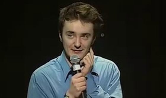 Дилан Моран начал свои публичные выступления в 1992 Дилан Моран начал свои публичные выступления в 1992