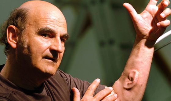 Греческий бодиарт-художник Стеларк