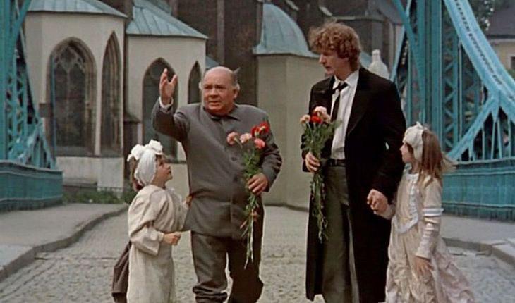 Евгений Леонов и Александр Абдулов в фильме «Убить дракона»