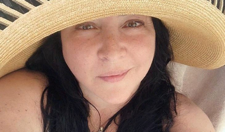 Прозрачные штаны Лолиты вызвали обсуждение в Instagram 