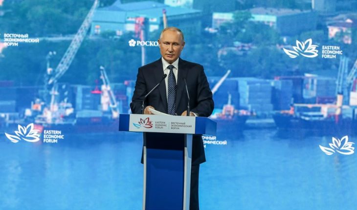 Владимир Путин на Дальневосточном экономическом форуме-2019