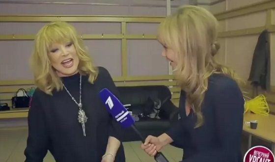 Алла Пугачева и Алла Михеева в шоу «Вечерний Ургант»
