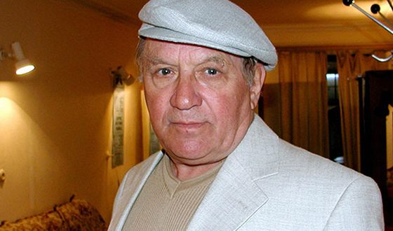 Лев Дуров