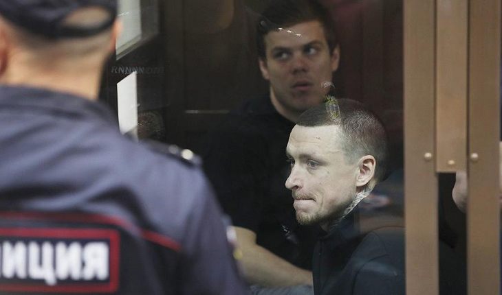 Александр Кокорин и Павел Мамаев вышли из колонии Александр Кокорин и Павел Мамаев вышли из колонии