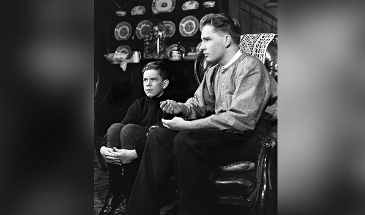 Ричард Бёртон в спектакле «Отдых друида» (1944) Ричард Бёртон в спектакле «Отдых друида» (1944)