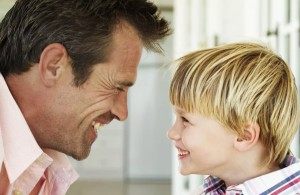 У нас с женой родился некрасивый ребенок, хотя мы оба красивые. Уж не изменила ли она? У нас с женой родился некрасивый ребенок, хотя мы оба красивые. Уж не изменила ли она?