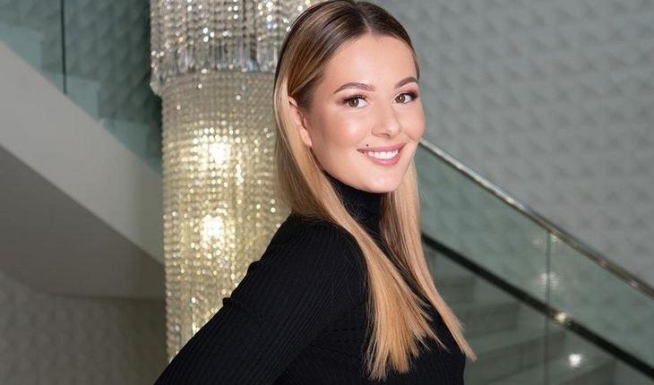 Мария Кожевникова активно ведёт свою страничку в Instagram