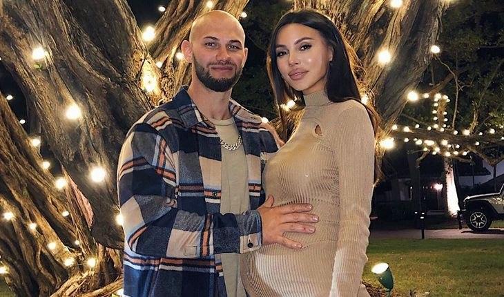 Оксана недавно родила четвертого ребенка
