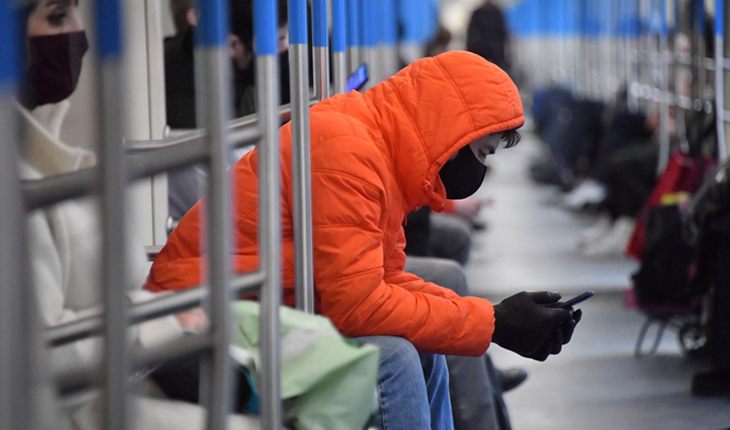 В московском метро будут штрафовать пассажиров без масок