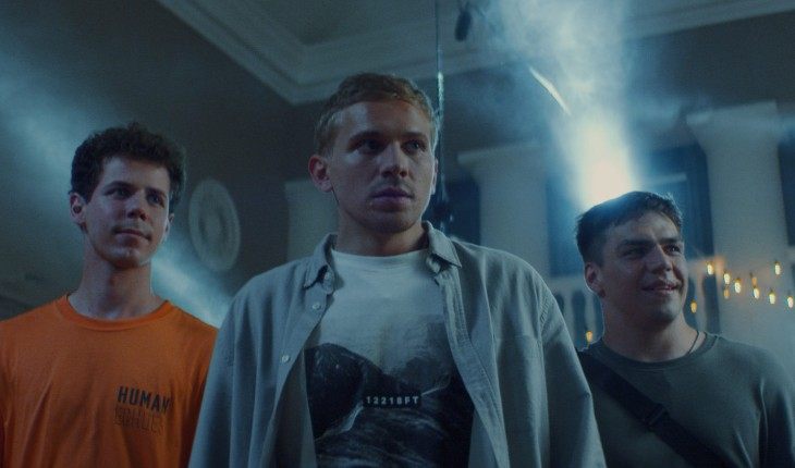 Кадр из сериала «Зелёный мэр» Кадр из сериала «Зелёный мэр»