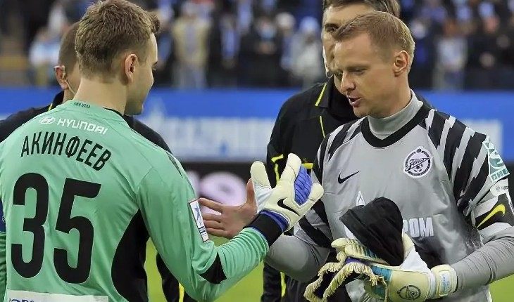 Вратарь у которого разбилась жена на машине. Смотреть фото Вратарь у которого разбилась жена на машине. Смотреть картинку Вратарь у которого разбилась жена на машине. Картинка про Вратарь у которого разбилась жена на машине. Фото Вратарь у которого разбилась жена на машине