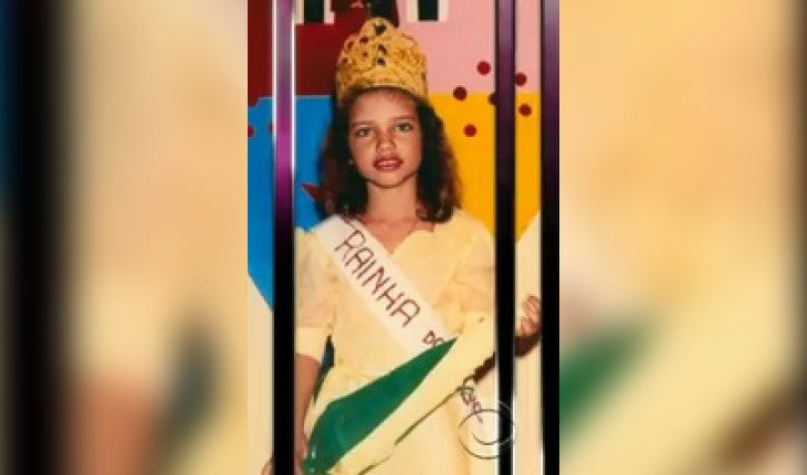 В 13 лет Адриана Лима впервые выиграла конкурс красоты В 13 лет Адриана Лима впервые выиграла конкурс красоты