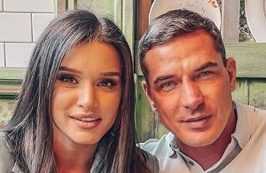 Наверное жена засветила. Муж Ксении Бородиной похвастался синяком под глазом