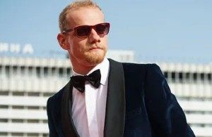 Обаятельный сердцеед: шесть звездных Стрельцов, которые заставляют женские сердца биться чаще Обаятельный сердцеед: шесть звездных Стрельцов, которые заставляют женские сердца биться чаще