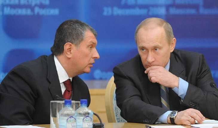 Владимир Путин всегда старался прислушиваться к мнению Сечина Владимир Путин всегда старался прислушиваться к мнению Сечина