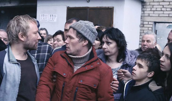 В своих фильмах Юрий Быков показывает жизнь простых людей. Кадр из фильма «Дурак»