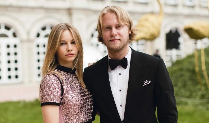 Светлана Устинова и Илья Стюарт Светлана Устинова и Илья Стюарт