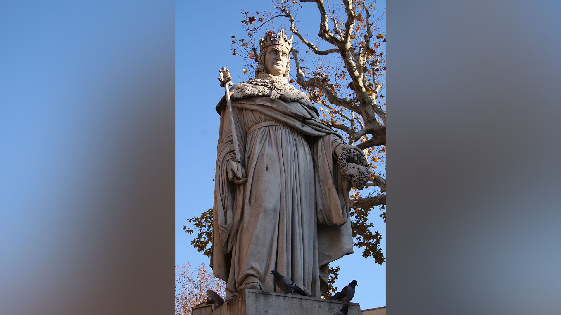 Памятник Рене Анжуйскому