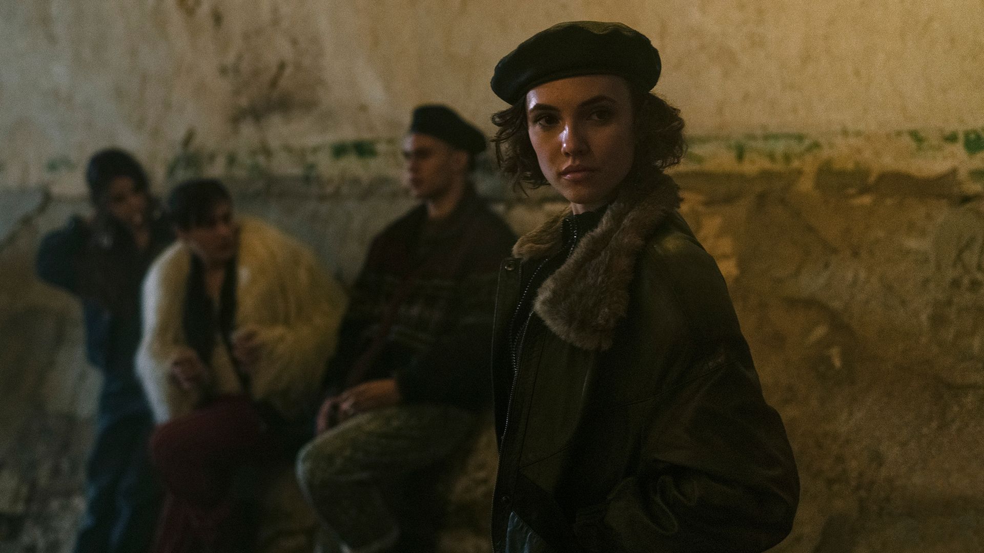 Стася Милославская в сериале «С холода»