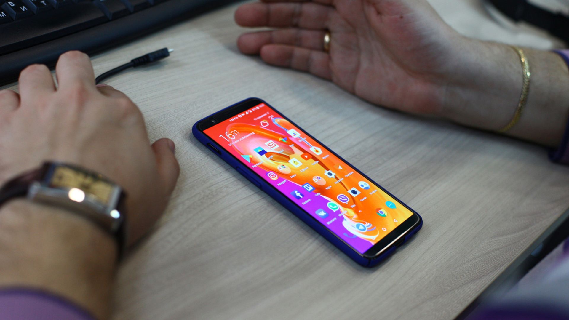 В РФ появится NashStore, ответ Google Play