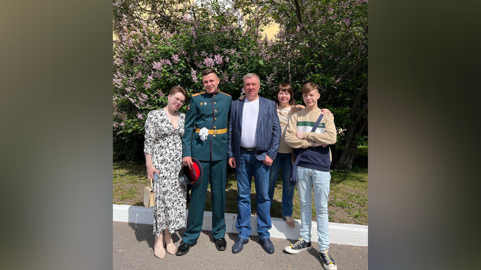 Андрей Гурулев с семьёй