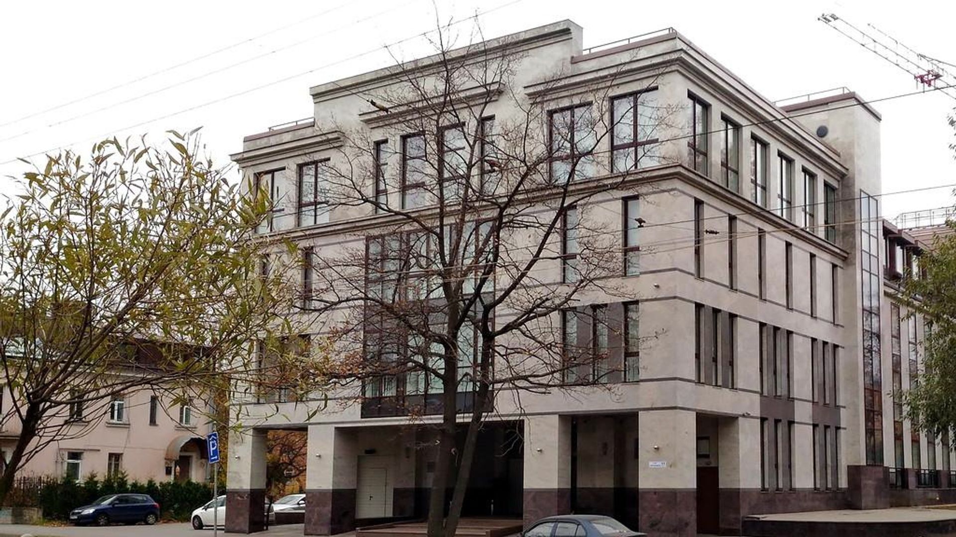 Здание Агентства интернет-исследований на улице Савушкина