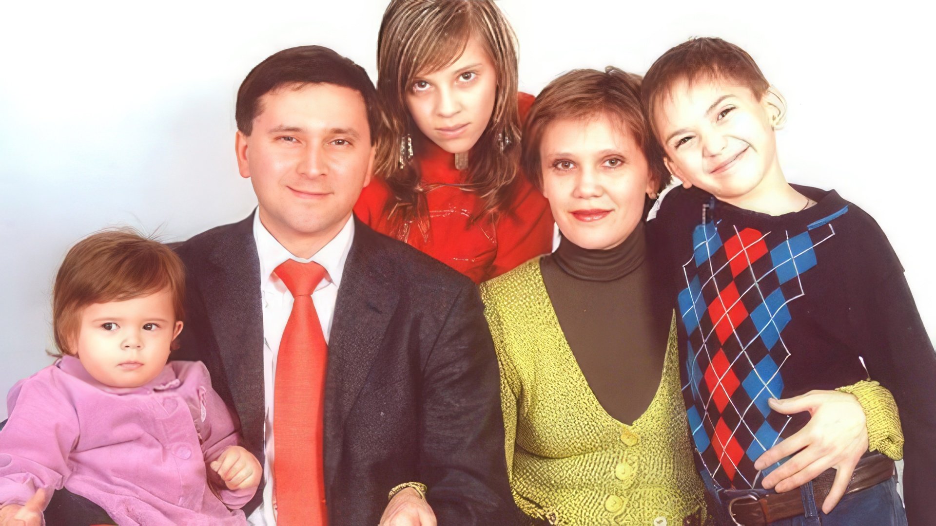 Дмитрий Кобылкин с женой и детьми