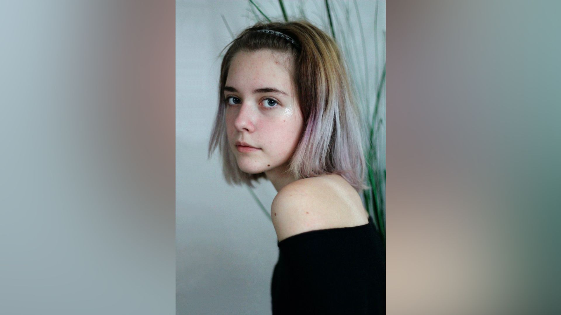 Ева Гурари в школьные годы