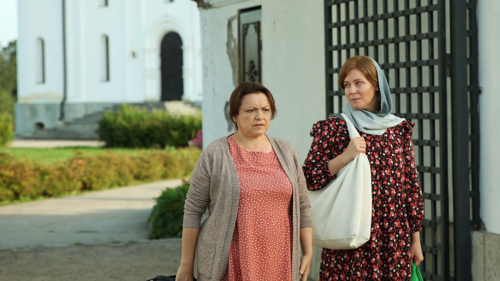 Елена Цыплакова в сериале «Свет в окне»