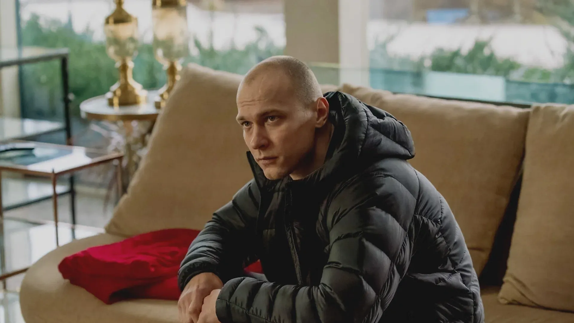 Юрий Борисов в фильме "Анора"
