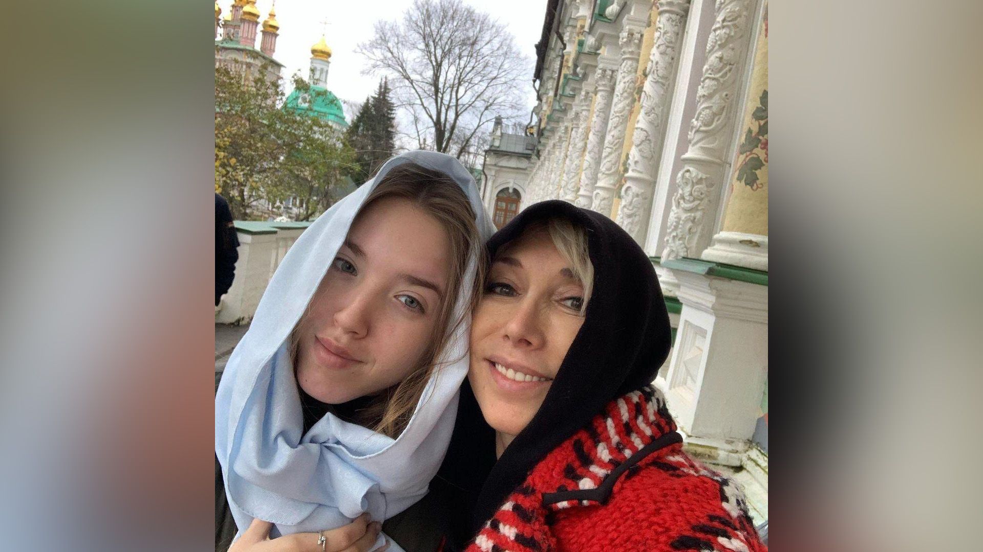 Елена Воробей с дочерью