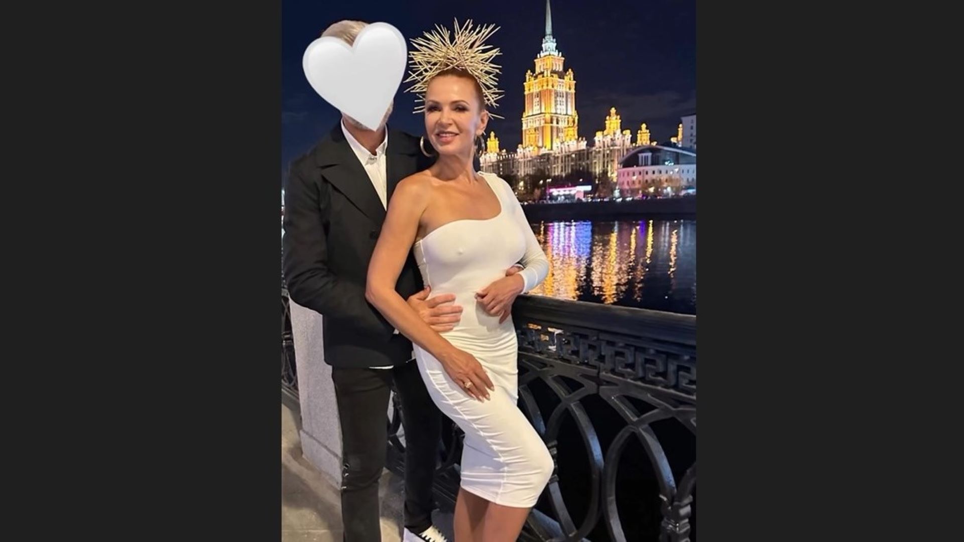 Эвелина Бледанс с избранником