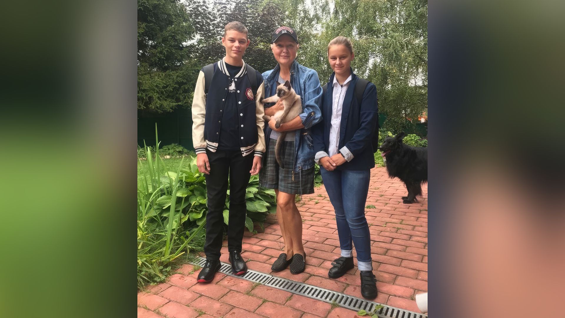 Маргарита Суханкина со своими детьми