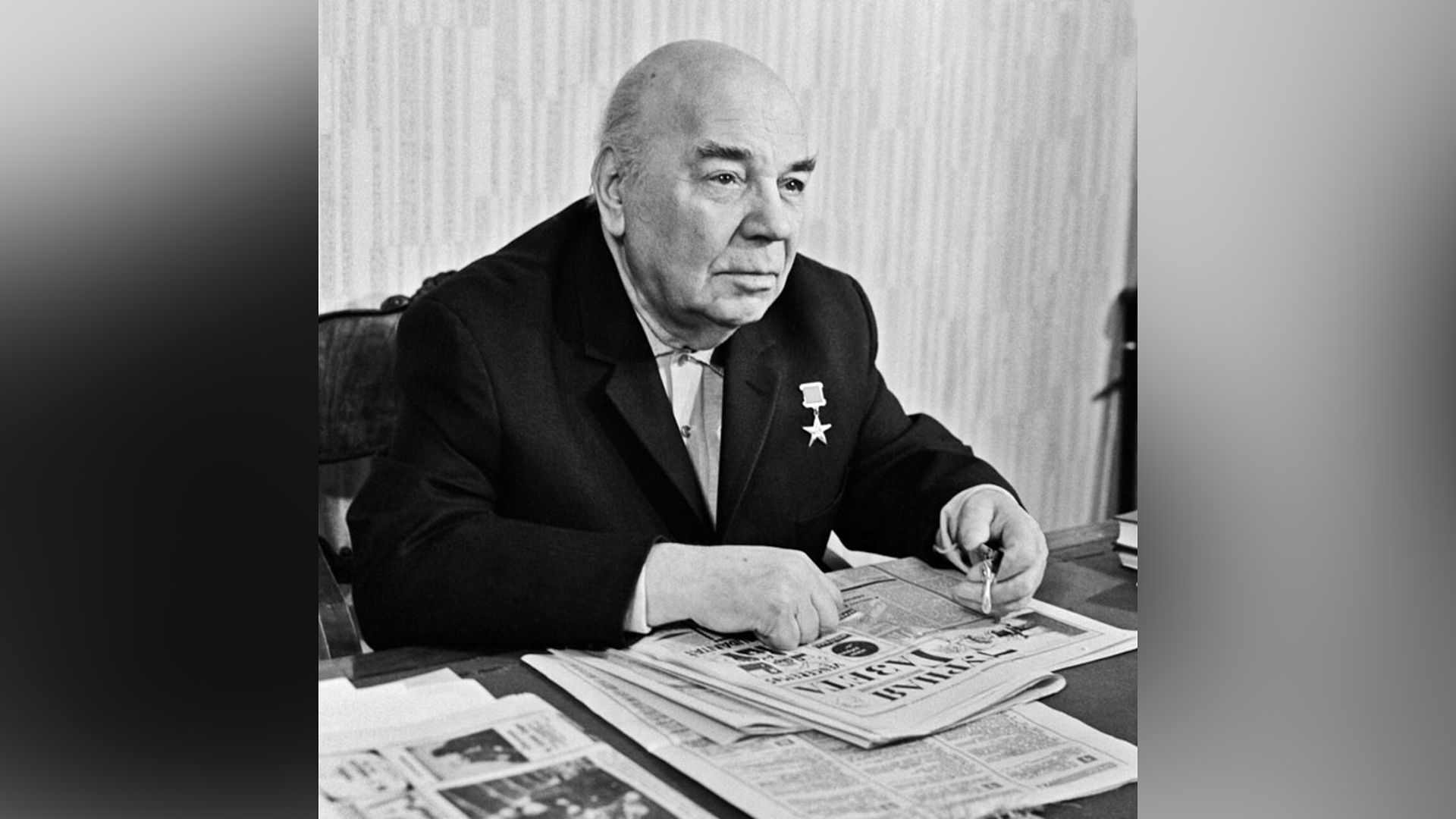 Алексей Грибов