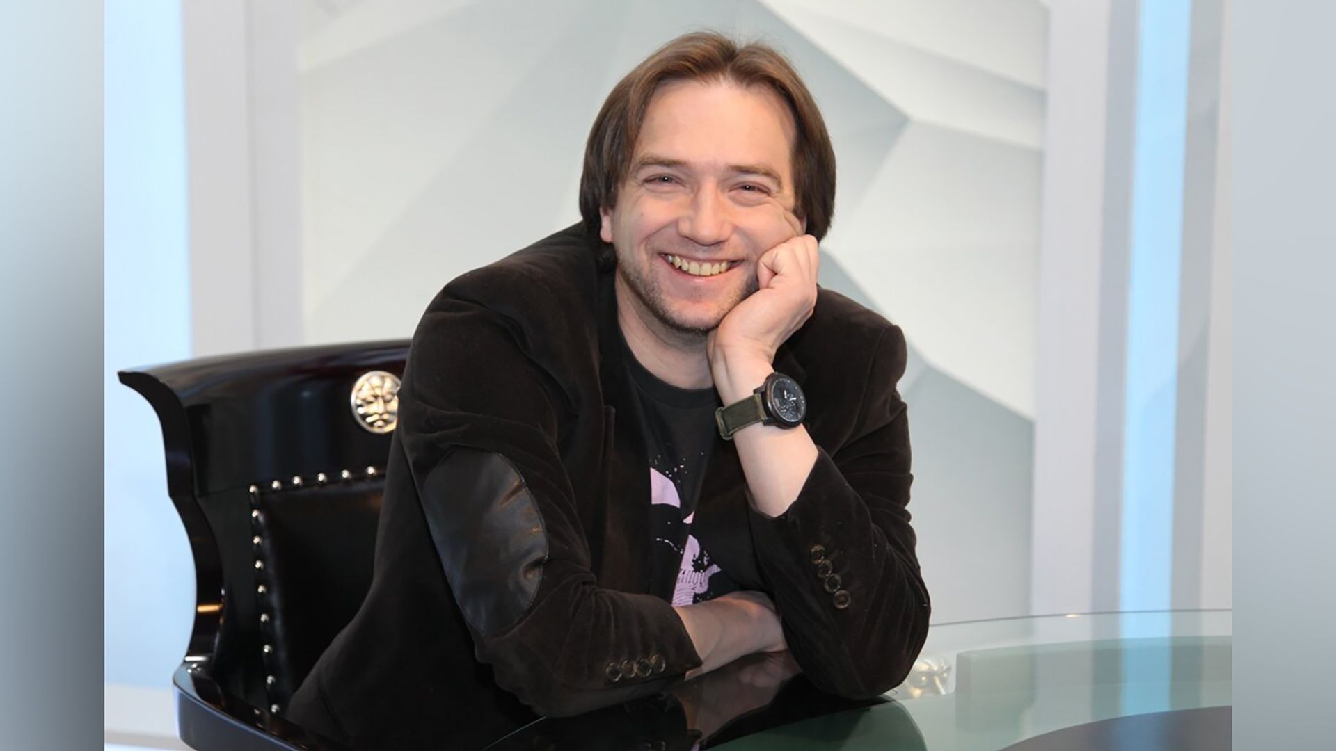 Актёр Петр Красилов
