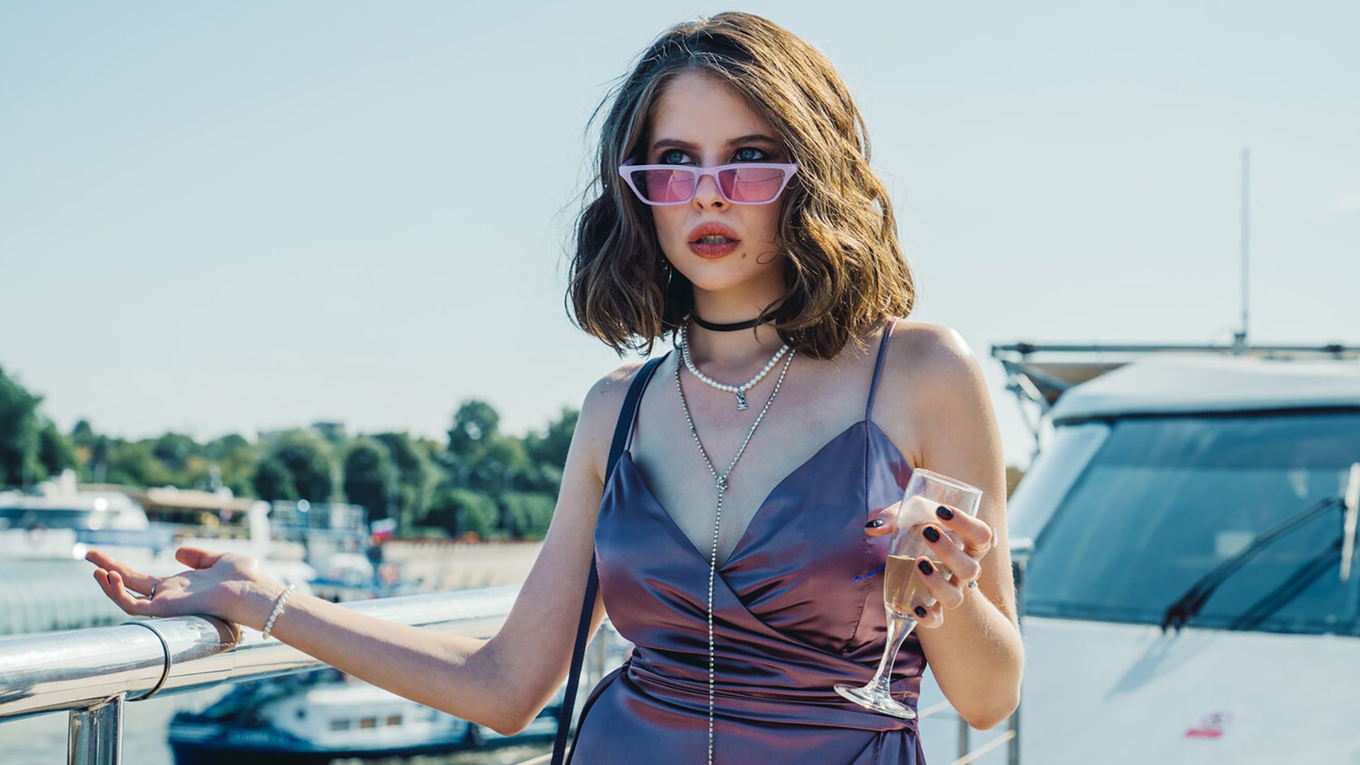 Ангелина Пахомова в сериале «Бедные Абрамовичи»
