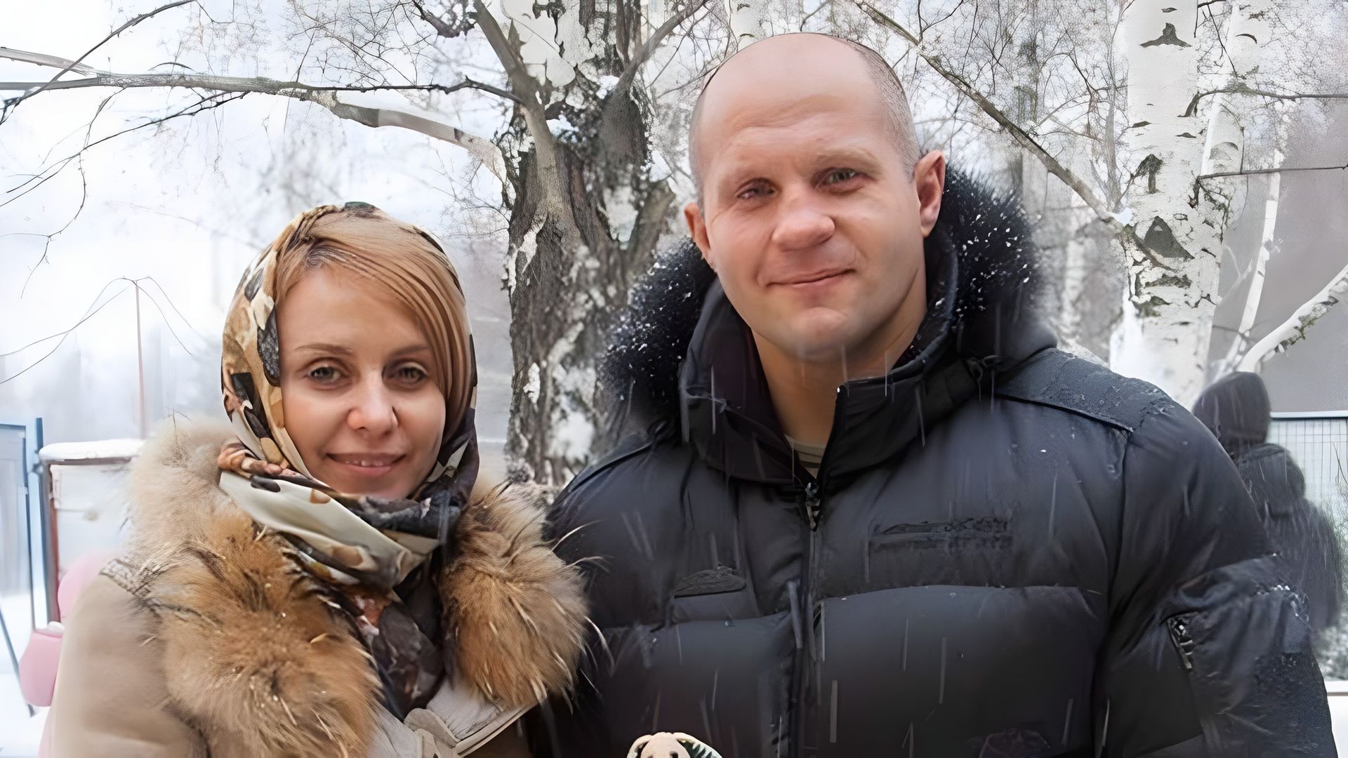 Нурмагомедов, Валуев, Цзю: как выглядят жены 9 известных российских бойцов