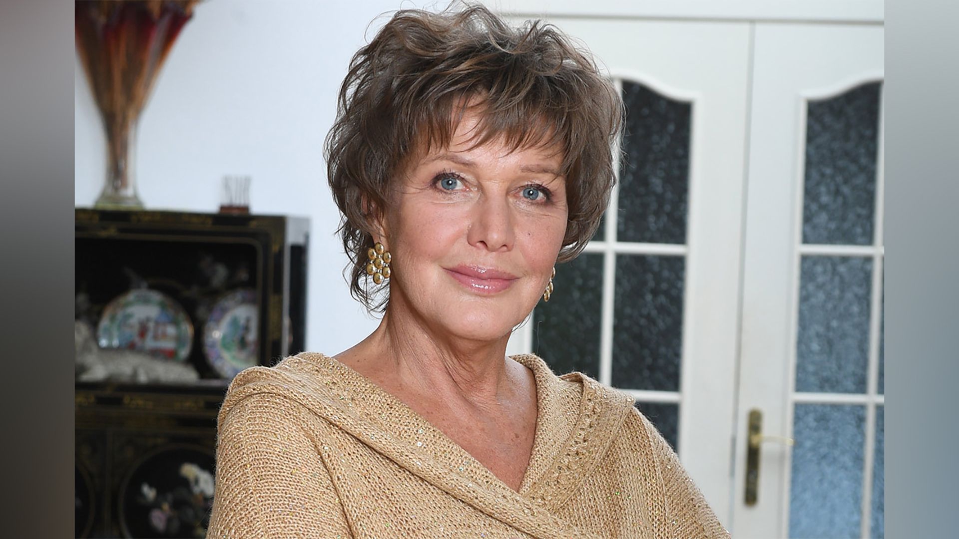 Актриса Елена Проклова