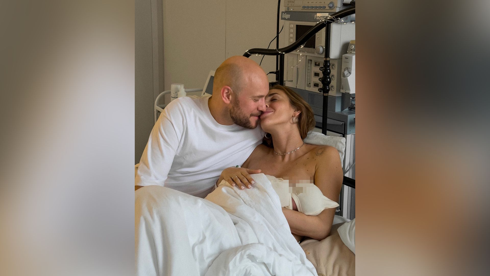 Владимир Селиванов и Александра Калмыкова с новорожденным сыном
