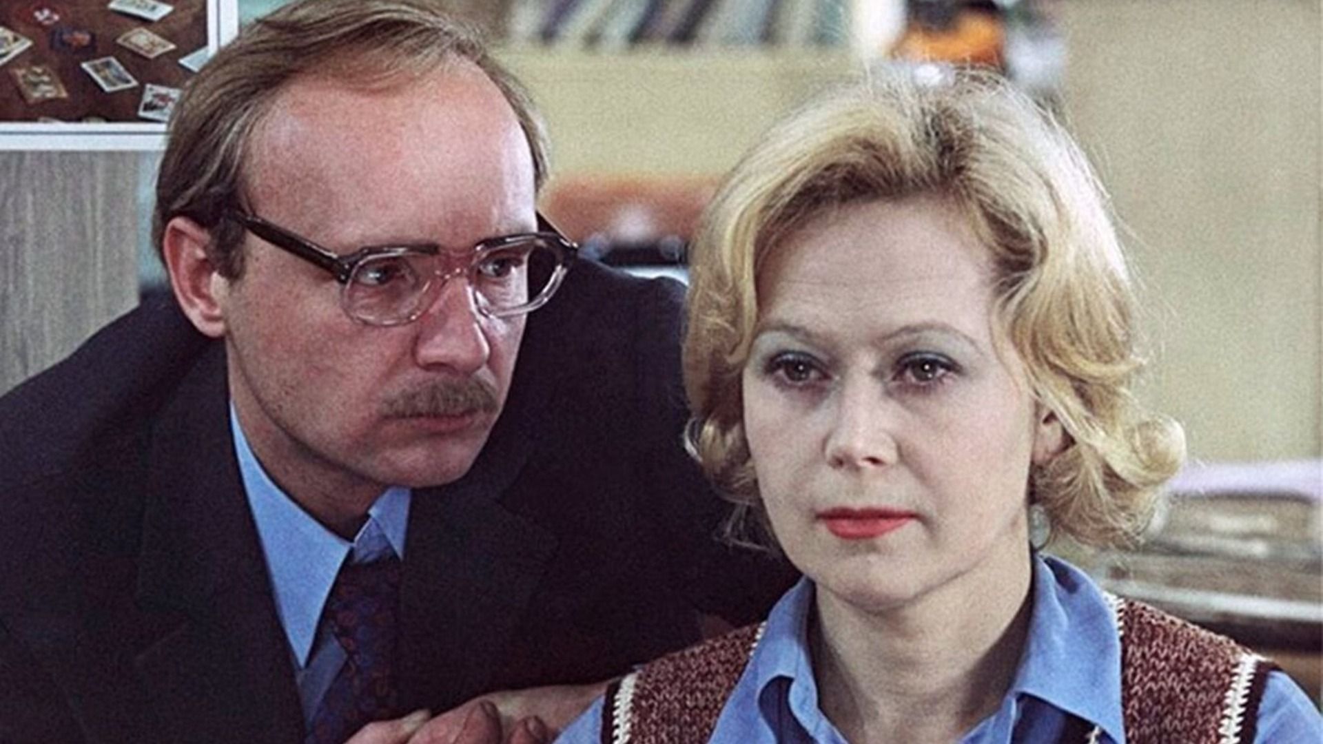 Светлана Немоляева в фильме «Служебный роман»