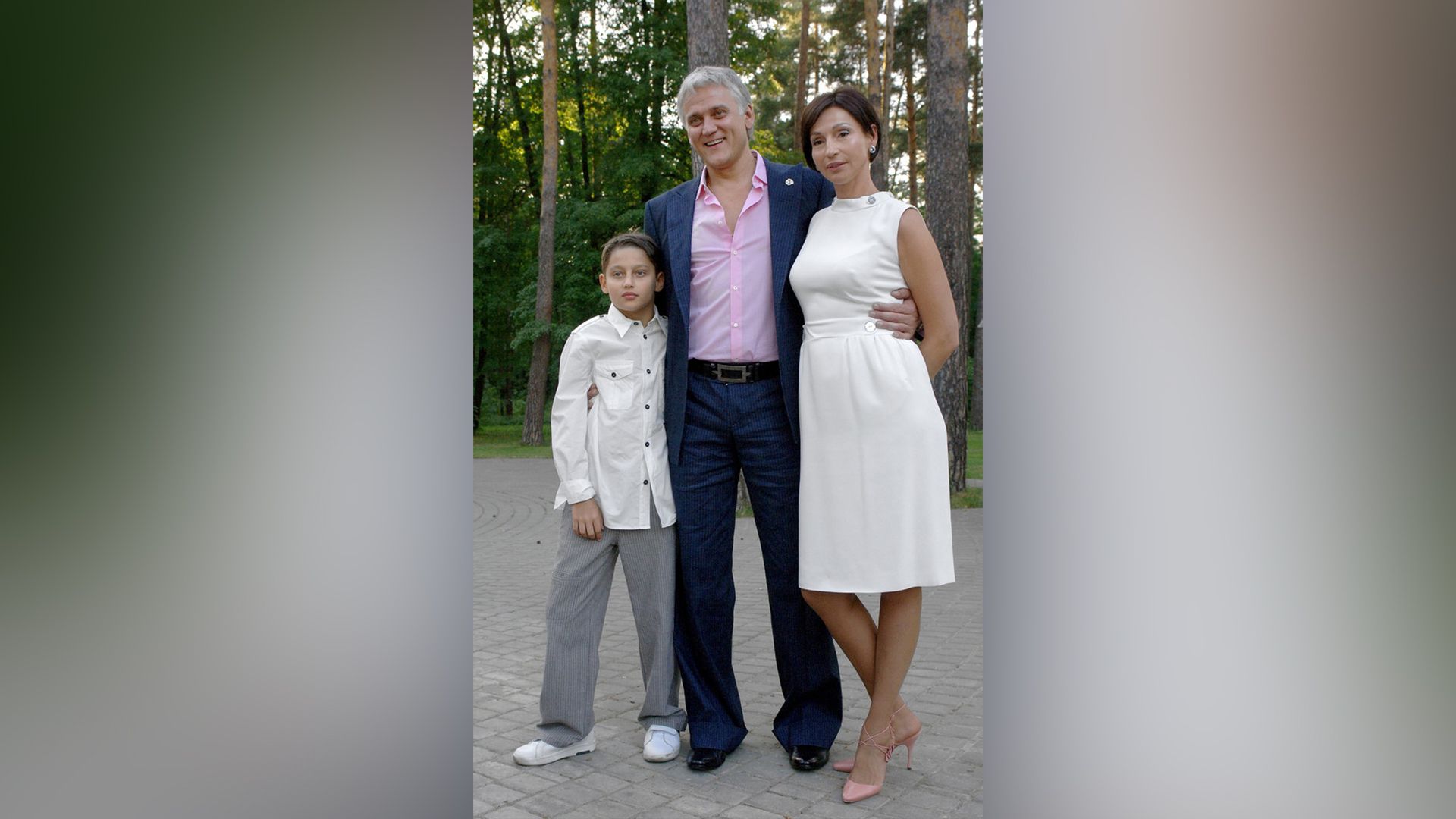 Александр Маршал с третьей женой и сыном