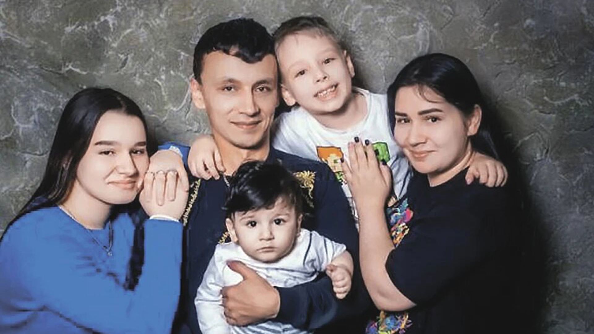 Семья Вали Исаевой и Хабиба Патахонова