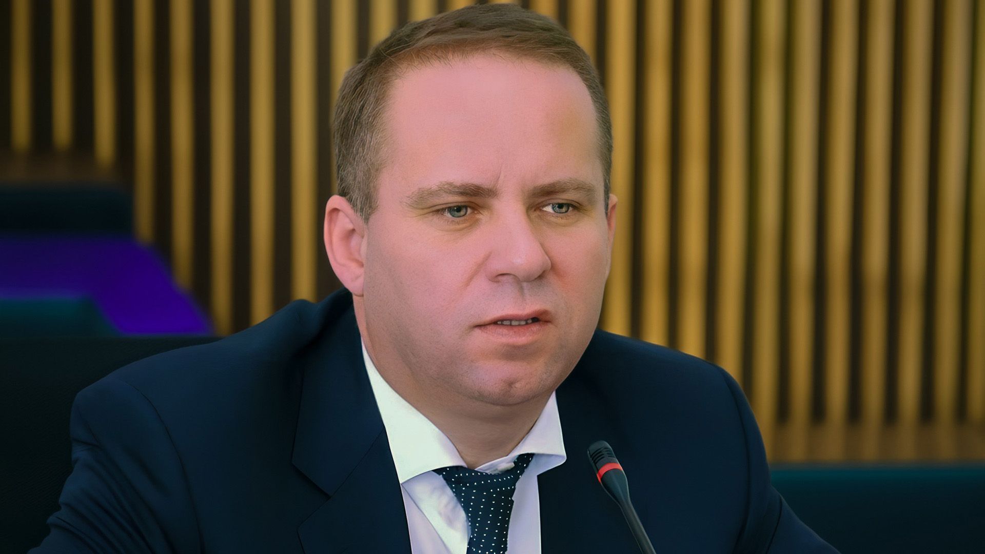 Валерий Мирошников – финансист с большим опытом